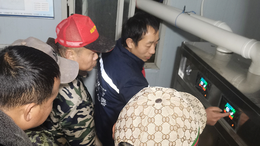 牛肉制品加工厂选用0.2T不锈钢燃气蒸汽发生器方案剖析